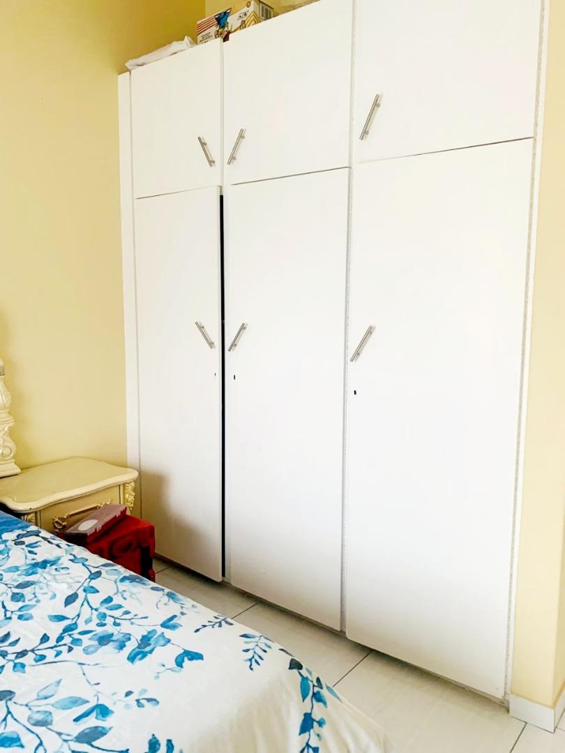 766308_4_Easton_Ave_Bed2.jpg