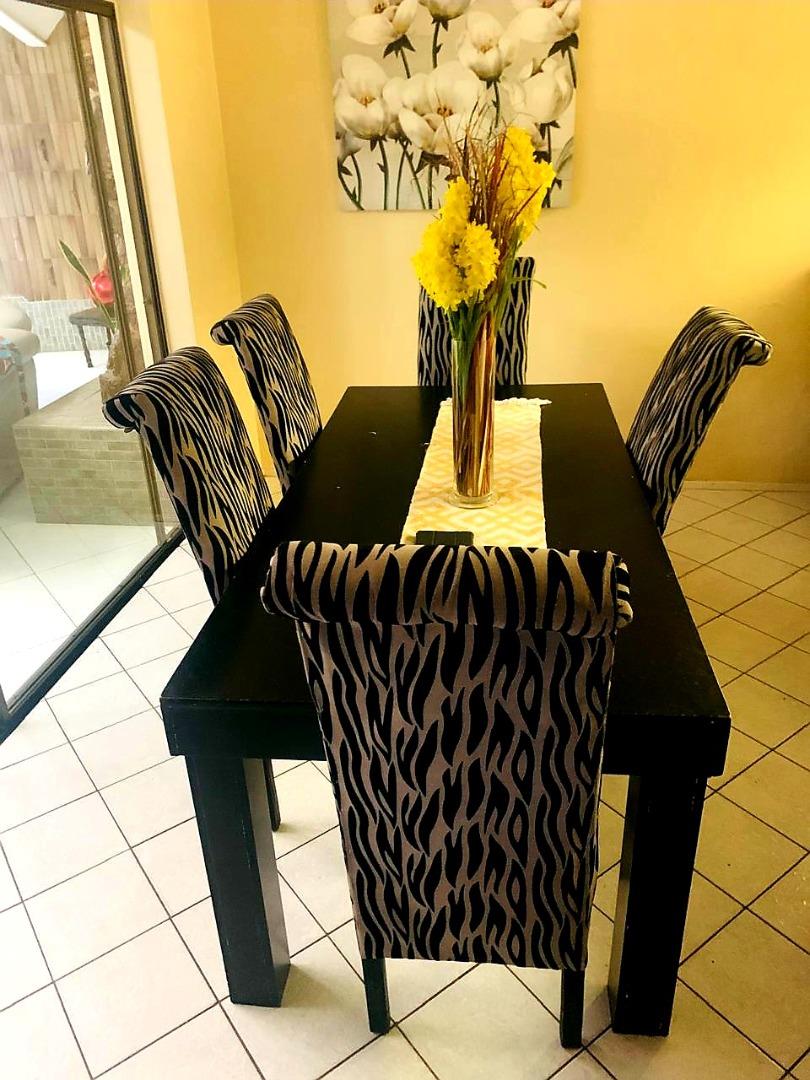 766308_4_Easton_Avenue_Dining.jpg