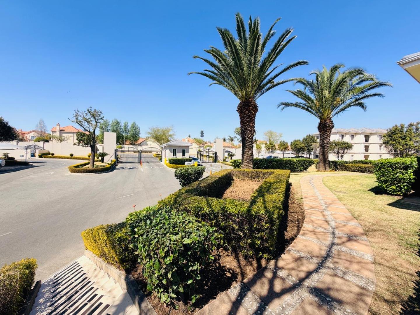 2 Bedroom Apartment for Sale - Gauteng